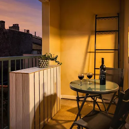 Bastide Elegance Noire Apartment